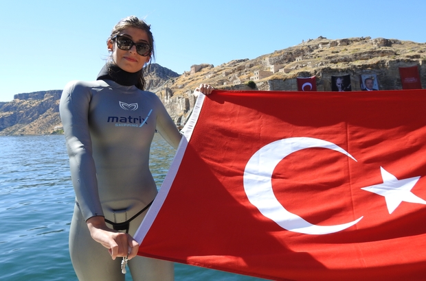 fatma büşra ayaydın filmleri amatör asyalı porno
