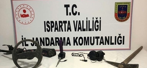 Sit alanında kaçak kazı yapan 8 kişi suçüstü yakalandı