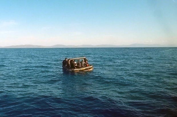 Datça’da 328 düzensiz göçmen kurtarıldı
Muğla’nın Datça Fethiye ilçesi açıklarında Yunan Sahil Güvenlik unsurları tarafından Türk karasularına geri itilen 28 düzensiz göçmen Türk Sahil Güvenlik ekipleri tarafından kurtarıldı.