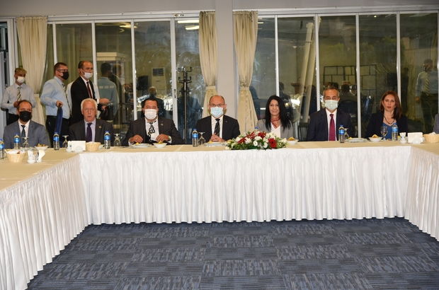 Vali Karadeniz, 17 ilçenin muhtar temsilcileriyle buluştu