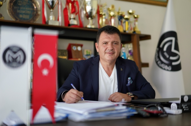 Manisa FK Başkanı Aktan: "Oynanan futbol bizi yönetim olarak bazı radikal kararlar almaya sevk etti"
Manisa Futbol Kulübü Başkanı Mevlüt Aktan:
"Boluspor mücadelesini Mümin Özkasap Stadı’nda oynamak için hem rakibimiz hem federasyon hem de yayıncı kuruluş nezdinde girişimlere başladık"