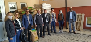 Hububat üreticilerine buğday tohumu dağıtıldı