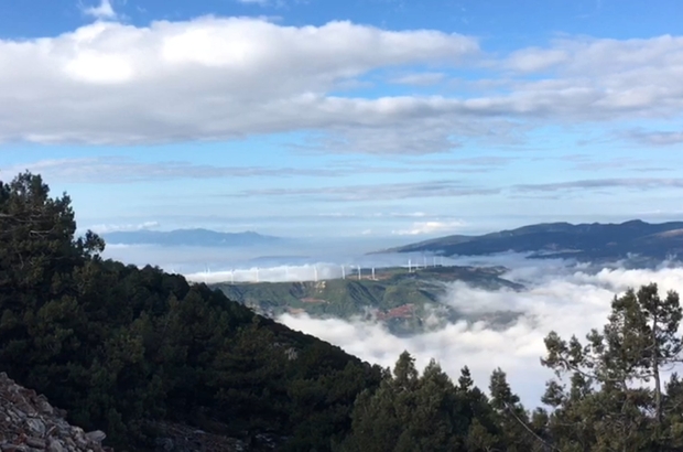 Spil Dağı üzerindeki bulutlar görsel şölen oluşturdu
Manisa Spil Dağı Milli Parkından kartpostallık görüntüler
