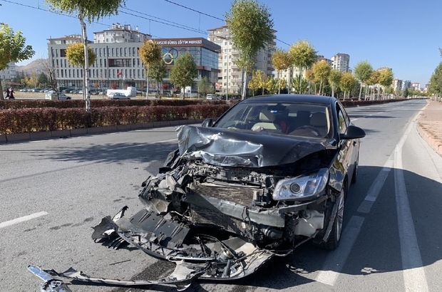 kayseri de trafik kazasi 2 yarali kayseri haberleri