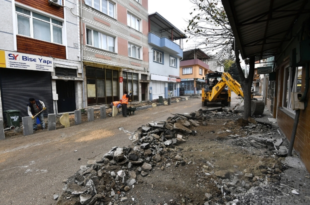Osmangazi’de ulaşım yatırımları hız kesmiyor
Tuna ve Çekirge mahallelerinde caddeler yenileniyor