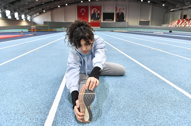 Dev tesiste ilk antrenman, ilk heyecan
Osmangazi Atletizm Salonu, şampiyon atletlere kapılarını açtı
