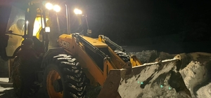 Erzincan'da kardan 26 köy yolu ulaşıma kapalı