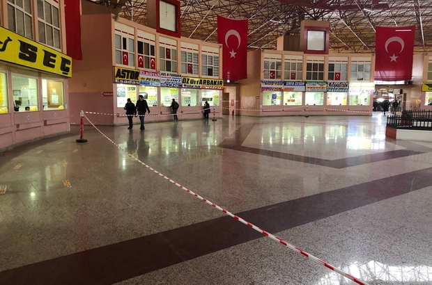 kadın orgazm olunca ne kadar sıvı gelir tamamen çıplak kızlar