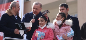 Cumhurbaşkanı Erdoğan'ı duygulandıran sürpriz
Cumhurbaşkanı Erdoğan'a 21 yı...