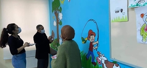 Okullar gönüllü öğretmenlerin desteği ile yenileniyor