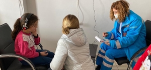 Çayırlı'da ilkokul öğrencileri işitme testinden geçirildi