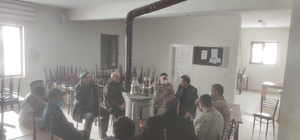 Jandarma, köylerde bilgilendirme çalışması yaptı