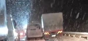 Afyonkarahisar-Antalya karayolu kar ve tipi nedeniyle ulaşıma kapandı