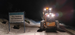 Bursa'da 24 saatte 455 mahalle yolunu ulaşıma açıldı
Bursa yollarında kar mesaisi