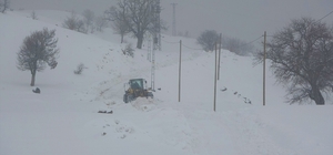 Bingöl’de kapalı 94 köy yolunda çalışma sürüyor