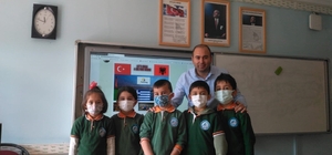 Öğrenciler kültür köprüsü kuruyor