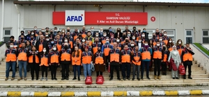 Samsun’da muhtarlar AFAD gönüllüsü olacak
Destek AFAD gönüllüleri belgelerini aldı