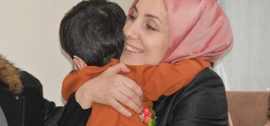 Trabzon’da 53 ailede, 73 çocuk koruma altında
AK Parti Trabzon Milletvekili Bahar Ayvazoğlu:
“Karınlarında taşımadılar ama kalplerinde büyütüyorlar”