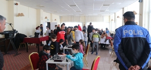 Polis Haftası Satranç Turnuvası yapıldı