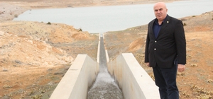 Karaman'da coşan dereler barajlar ve göletleri taşma seviyesine getirdi
Tür...