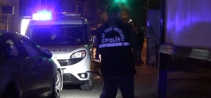 İzmir’de korkunç cinayet: Babasını bıçaklayarak öldürdü