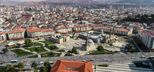 Sivas’ta narkotik olay sayısı yüzde 61 arttı
Sivas’ta 2021 yılında narkotik suçlar bir önceki yıla göre artış gösterdi. Kentte 2020 yılında 337 olarak kayıtlara geçen narkotik olay sayısı 2021’de yüzde 61 oranında artarak 541’e yükseldi