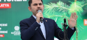 Bakan Kurum: ’’Birileri bu eser siyasetinden son derece rahatsız oluyor”
“81 ilimiz, 922 ilçemizin hemen hemen yarısında, yaklaşık 70 milyon metrekare büyüklüğünde 443 millet bahçesi sayısına ulaştık”
443. Millet Bahçesinin temeli Malatya’da atıldı