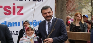 Gümüşhane'de 5 bin ceviz fidan dağıtıldı