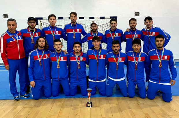Üniversite Futsal takımı bronz madalya ile döndü
Muğla Sıtkı Koçman Üniversitesi Erkek Futsal takımı Süper Lig’den üçüncülük kupası ile döndü.