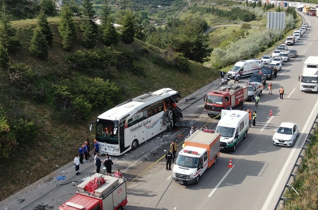 Bursa'daki otobüs kazasını yaşayan yolcular dehşeti anlattı
Kaza yeri dron ile görüntülendi