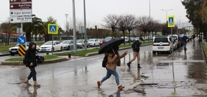 Samsun’un merkez ilçelerine 48 saatte 111,9 kilo yağış düştü