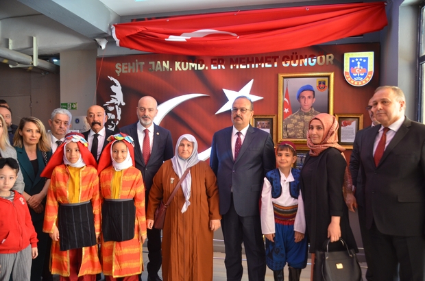 Şehit Mehmet Güngör Okulu şehit köşesi açıldı