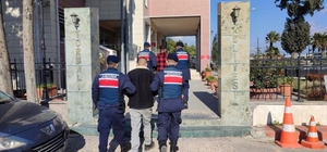 Hakkında hapis cezası bulunan firari suçlular JASAT'tan kaçamadı
Jandarma dedektifleri İzmir'de, aranan 8 suçluyu yakaladı