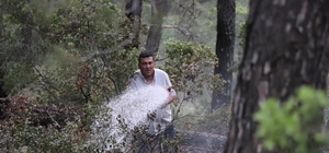 Pamukkale'de 1 günde 2 orman yangını
Denizli'de ilk orman yangını vatandaşın ihbarıyla hızlıca söndürüldü
Mehmet Bülent Özdemir: “Hemen acil 112’yi aradım yerini bildirdim”