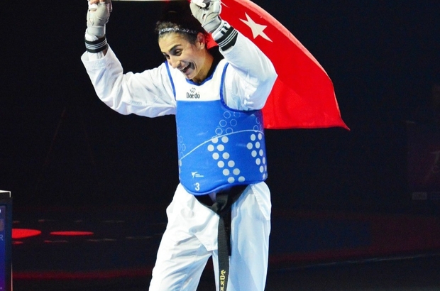 Bursa Büyükşehir Belediyesporlu tekvandocu Hatice Kübra İlgün Avrupa şampiyonu