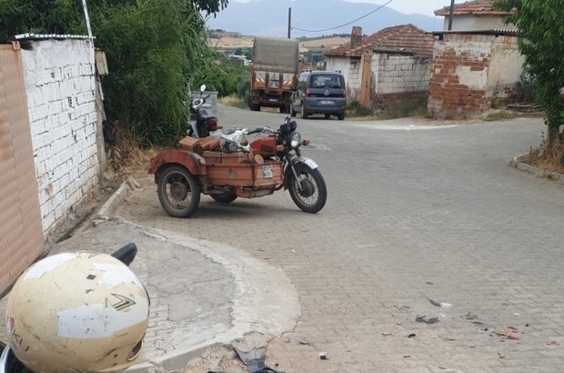 Köy içinde iki motosiklet çarpıştı: 2 yaralı