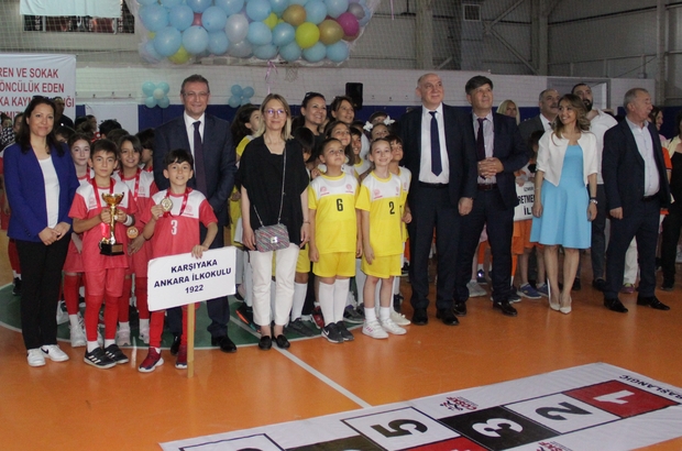 Geleneksel Çocuk Oyunları Ligine coşkulu kapanış
Tüm çocuklara madalya verildi