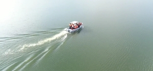 Vali Karadeniz, Demirköprü Barajı'ndaki denetim ve seyir faaliyetine katıld...