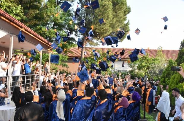 Köyceğiz’deki Yüksekokulların mezuniyet töreni yapıldı