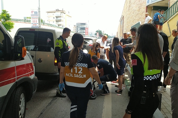 Bursa'da otomobile arkadan çarpan hafif ticari şoförü yaralandı