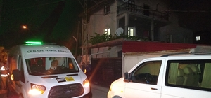 Yaşlı adam evinde bıçaklanarak öldürülmüş halde bulundu