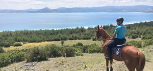 Atlı Jandarma Timi, Salda Gölü çevresinde devriyeye başladı