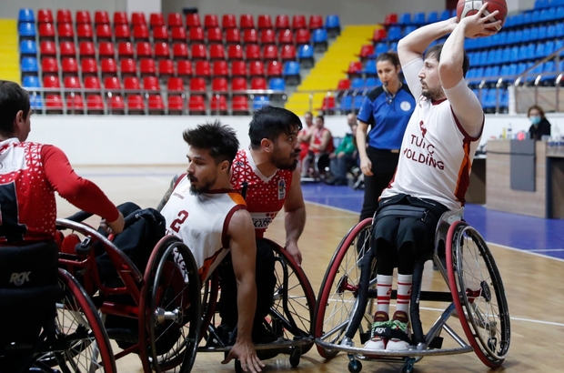 Engelleri ortadan kaldıran şampiyona
Türkiye’nin devlerini Terma City ağırlıyor.
Türkiye Tekerlekli Sandalye Basketbol Süper Lig’inde Play-Off heyecanı Yalova'da başlıyor.