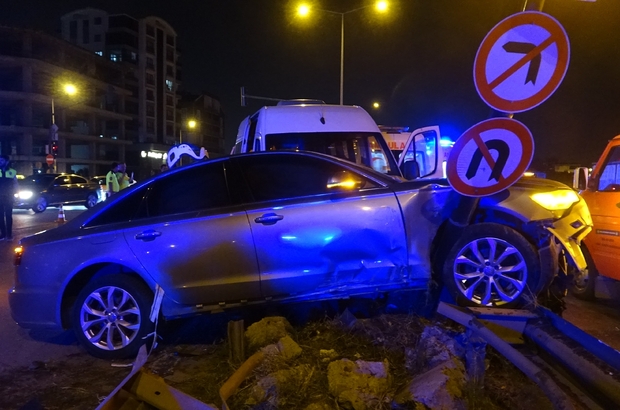Bursa'da işçi servisi ile otomobil kafa kafaya çarpıştı: 6 yaralı