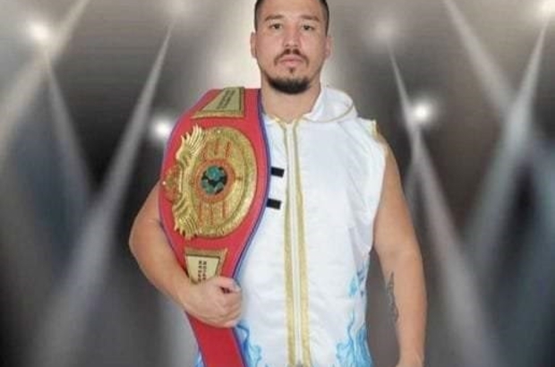 Fethiyeli boksör Alcu uluslararası boks şampiyonluğu kupasını kazandı