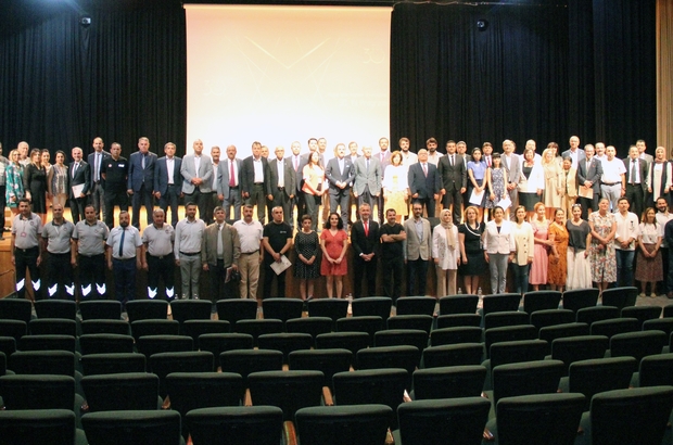 MSKÜ 30’uncu yıl etkinliği
Muğla Sıtkı Koçman Üniversitesi’nin kuruluşunun 30’uncu yılı anısına Üniversite AKM 15 Temmuz Demokrasi Şehitleri salonunda etkinlik düzenlendi.