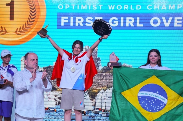 Türkiye'ye optimist sınıfında ilk altın madalyayı kazandırdı
Medine Havva, kızlarda dünya şampiyonu oldu