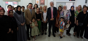 AK Parti Manisa İl Teşkilatı bayramlaşma töreninde buluştu
AK Parti'li Bayb...