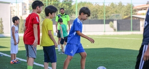 Futbolun genç yetenekleri Buca’da keşfediliyor
Buca Belediyesinden futbol kursu