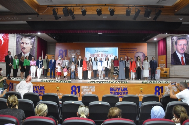 'Kadın Emeği Türkiye’nin İstikbali Buluşmaları' Manisa’da gerçekleşti